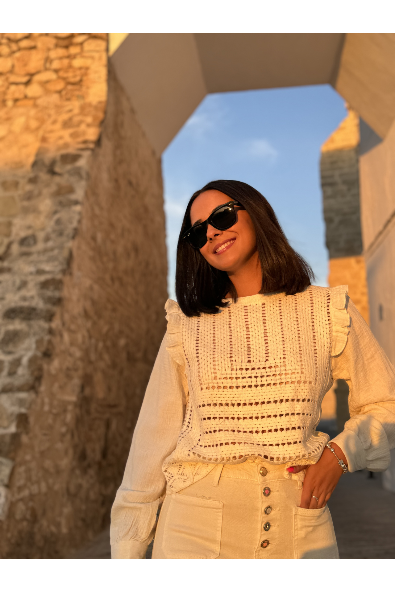 BLUSA CROPPED CROCHET BEIGE