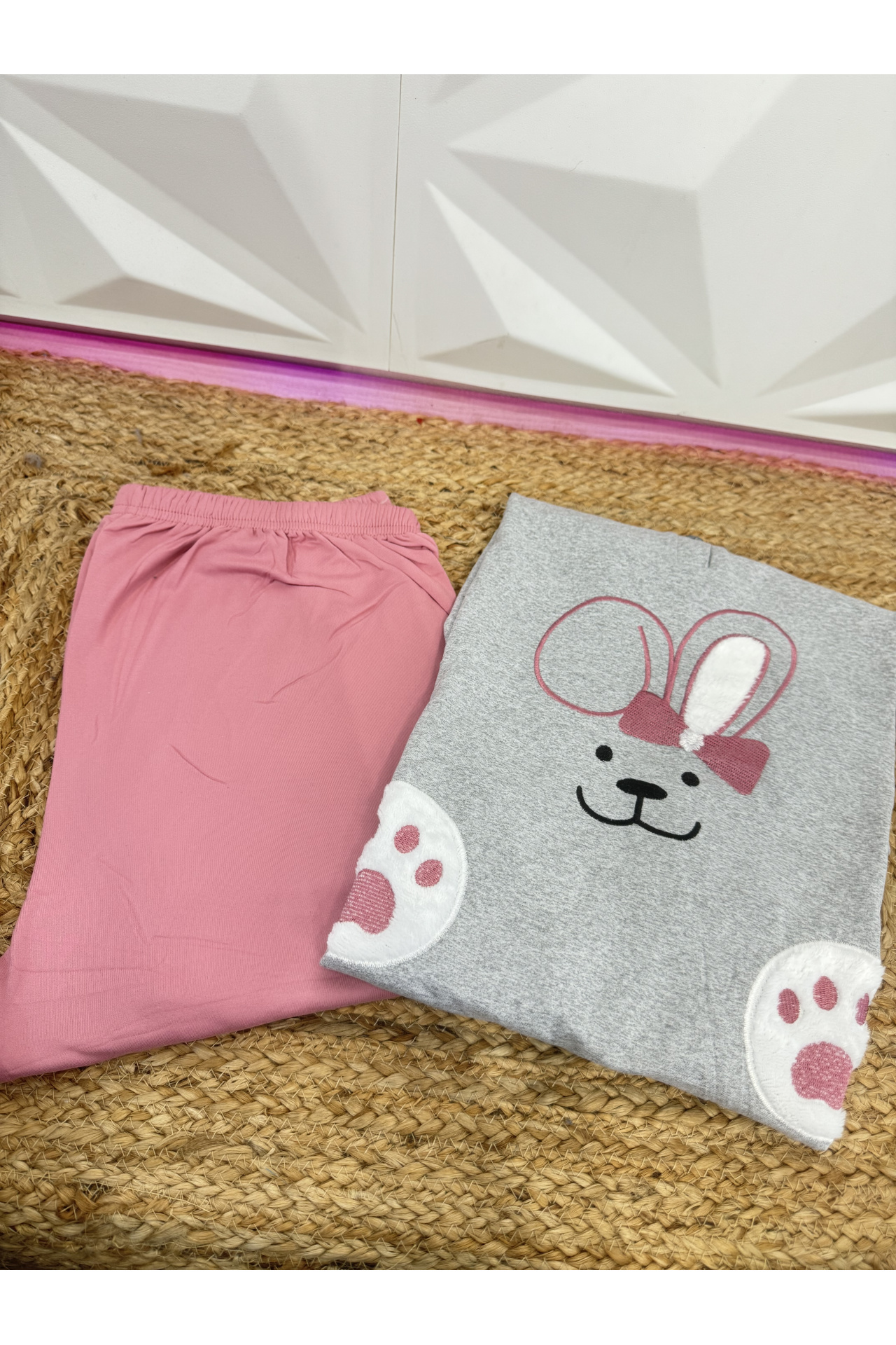 PIJAMA PELITO CONEJITO MUJER