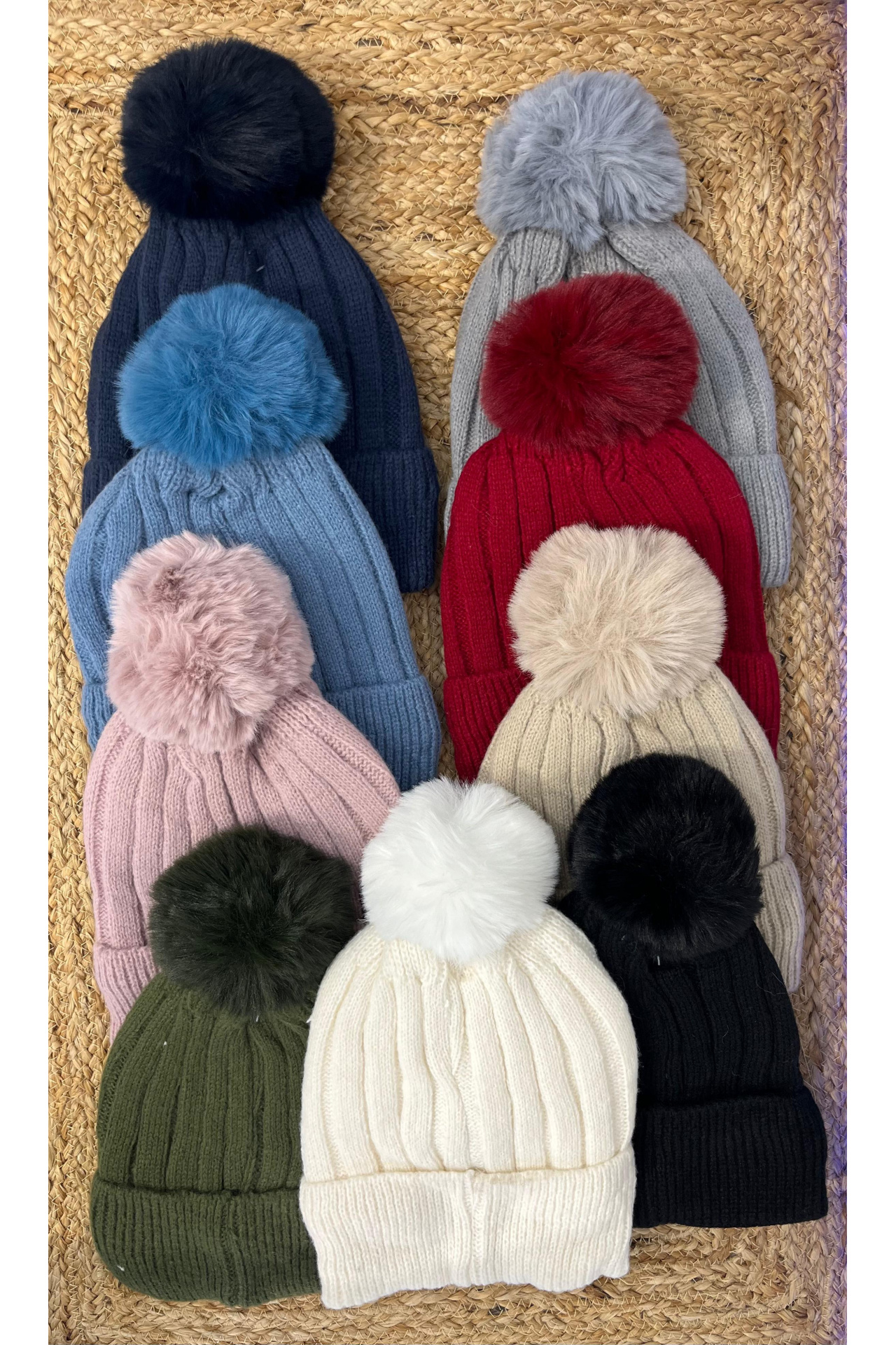 GORRO POMPÓN LISO