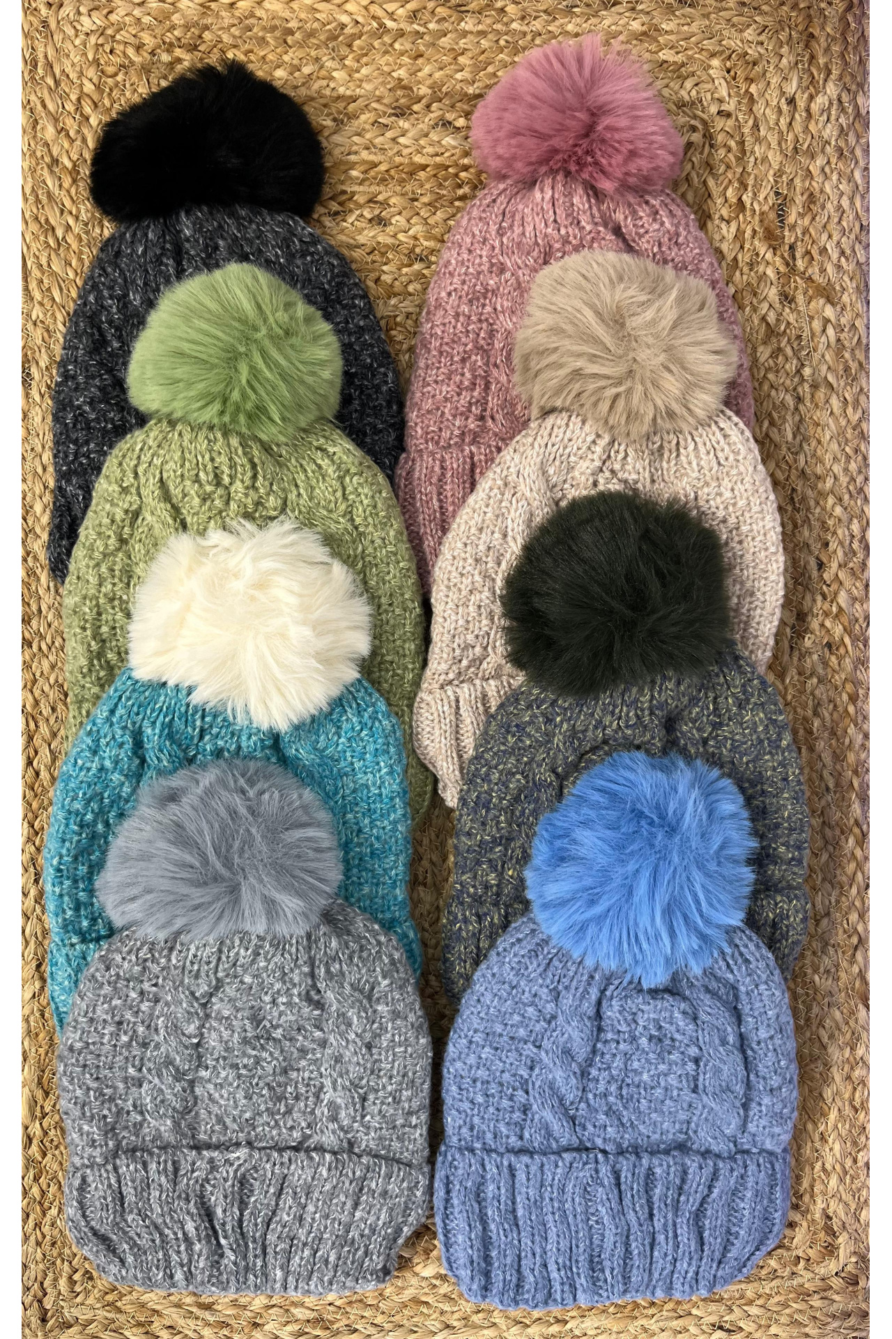 GORRO POMPÓN COLORES