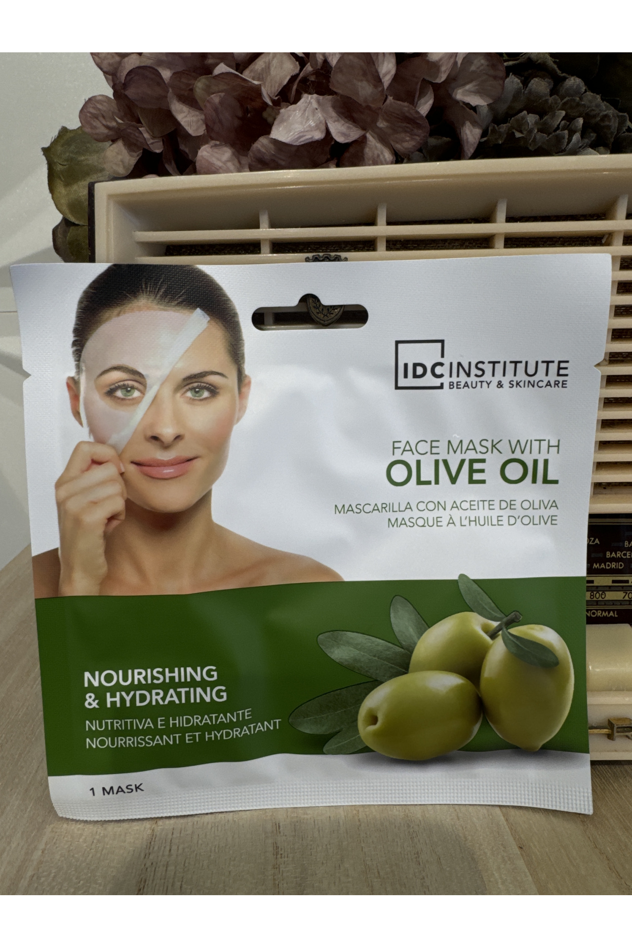 MASCARILLA FACIAL DE OLIVA NUTRITIVA E HIDRANTANTE